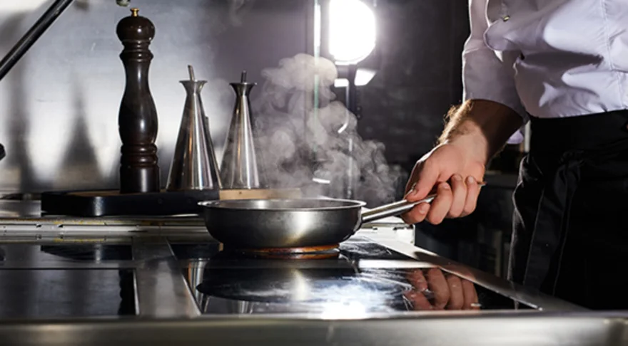 Average pay for temporary chefs rises 20%